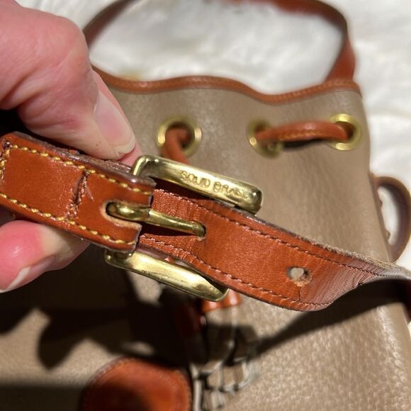 Dooney & Bourke Pebble Grain Drawstring Bucket Bag Crossbody Fisherman Core B89 - Picture 10 of 10